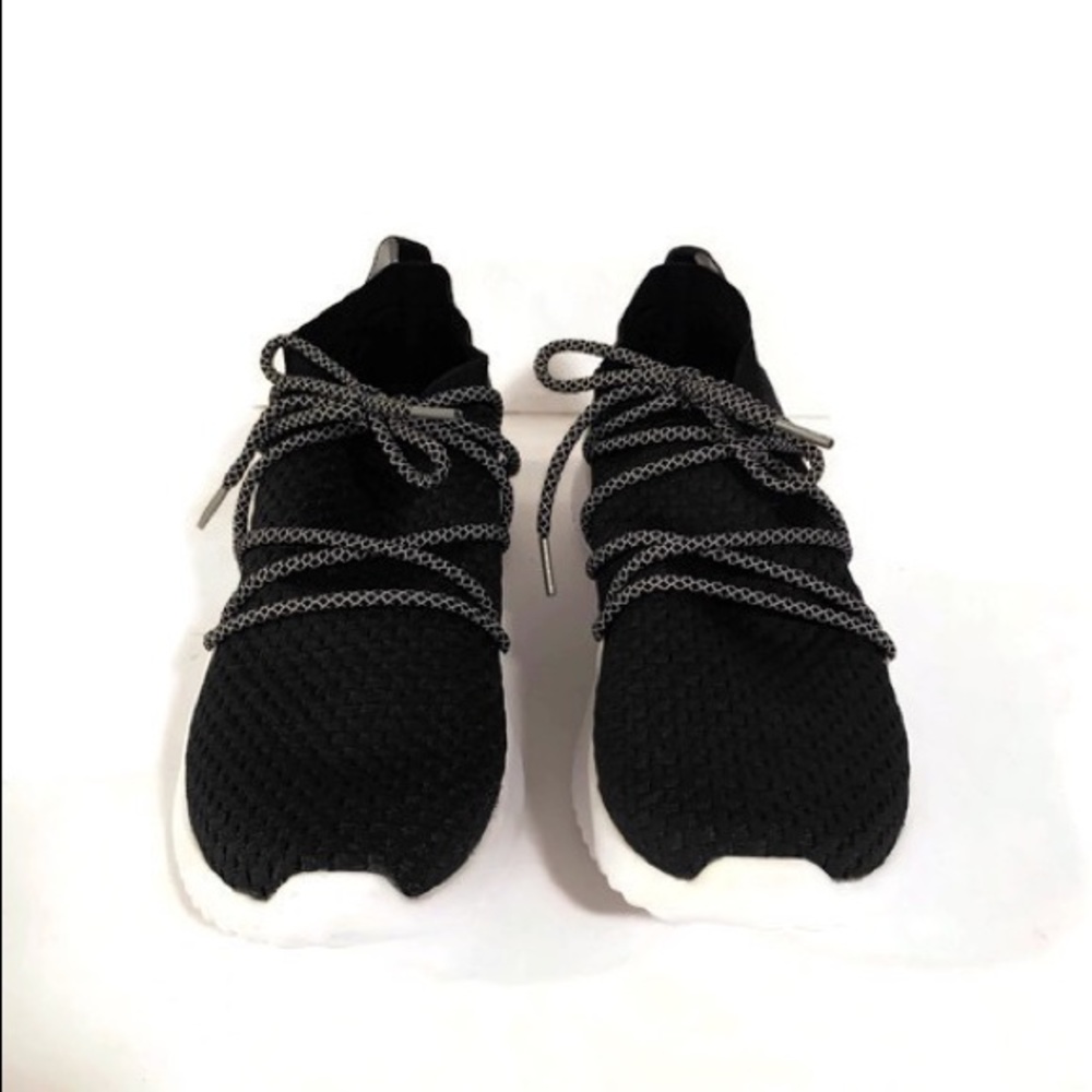 Adidas Ultimamotion Black Running Shoe - Picture 2 of 4